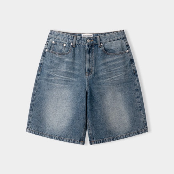 Embossed washed baggy denim shorts - Picture 2 of 5
